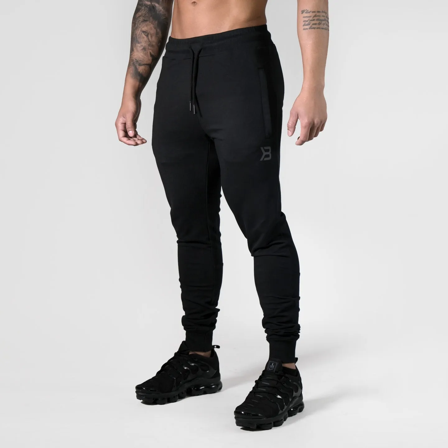 BETTER BODIES TAPERED JOGGERS V2 (Black) - ملابس رياضية